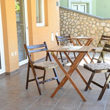 Sobe Alex Apartment Veliko Gradiste Luaran gambar