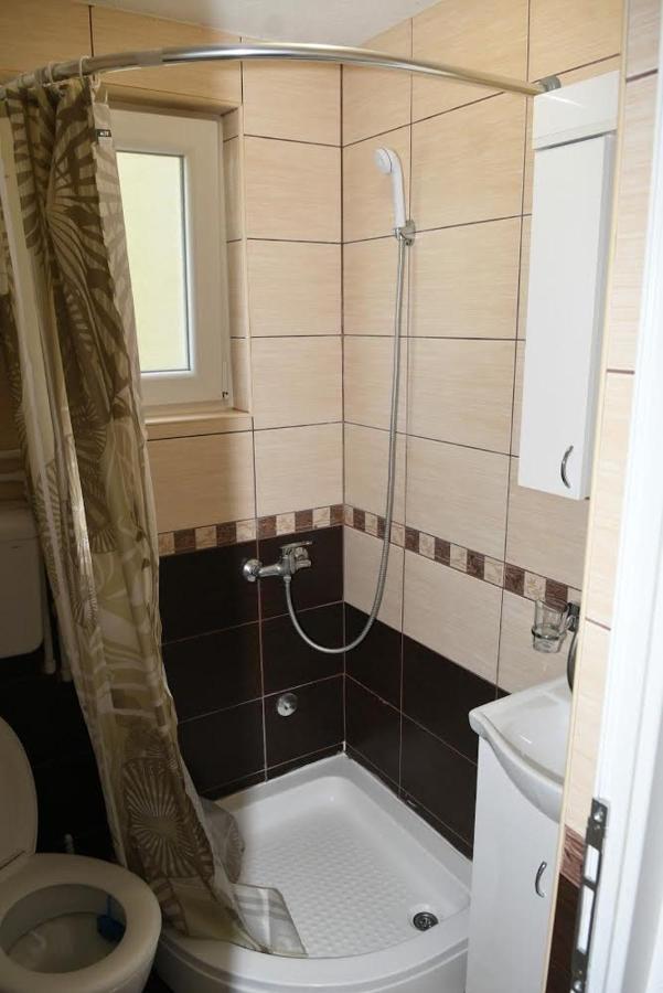 Sobe Alex Apartment Veliko Gradiste Luaran gambar