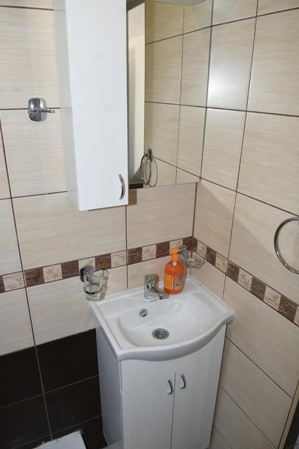 Sobe Alex Apartment Veliko Gradiste Luaran gambar